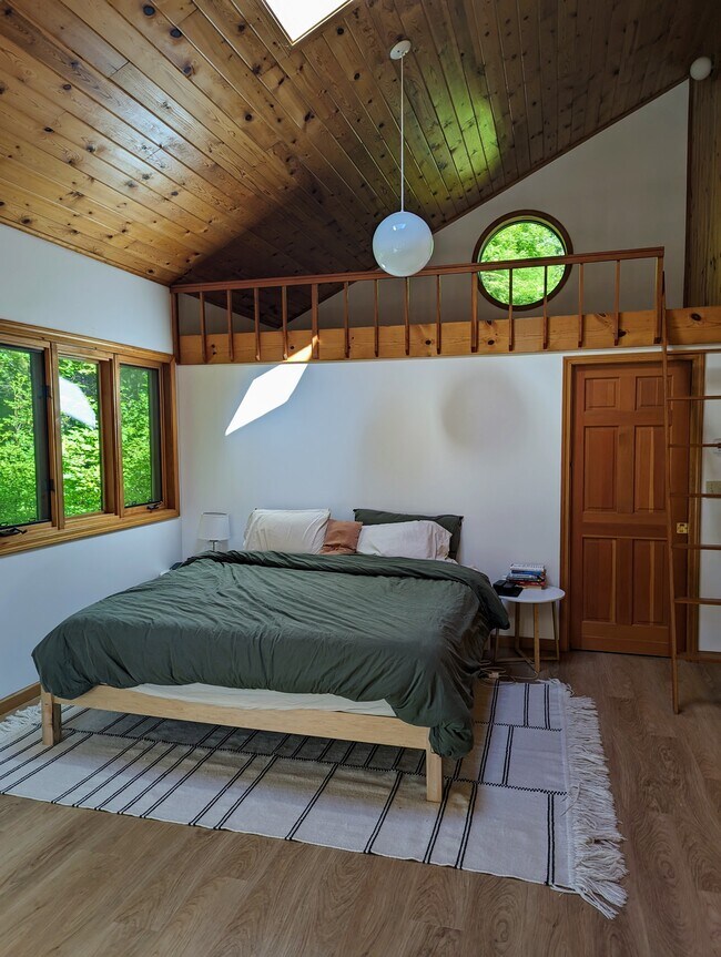 Photo - 16520 Glacier Hwy