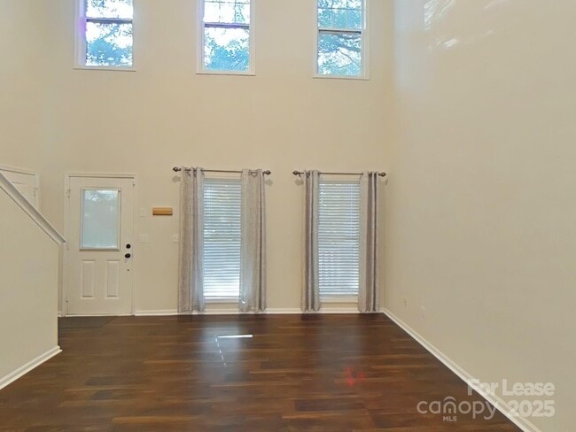 Photo - 5418 Franklin Springs Cir