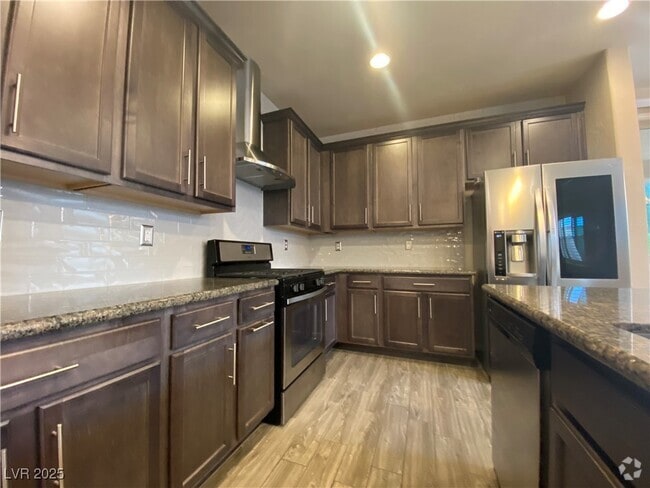 Building Photo - 9075 Tiffany Oaks Ave Rental