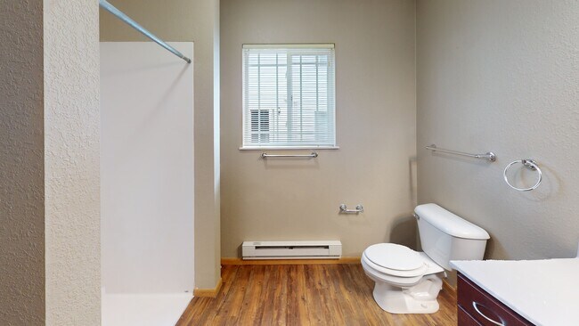 Photo - 420 11th St N