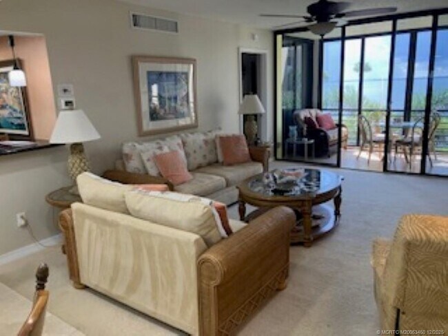 3392 NE Causeway Blvd Unit 303