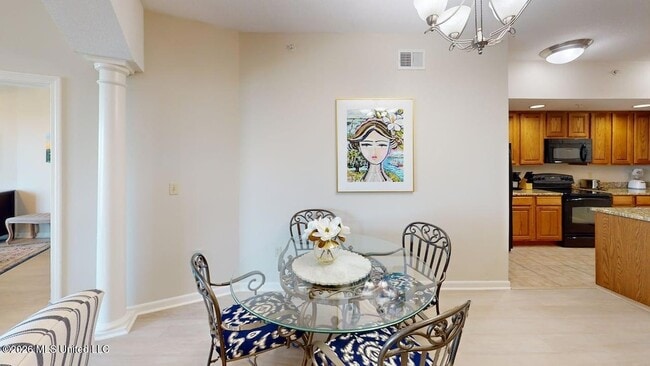 Photo - 2228 Beach Dr Unit 404