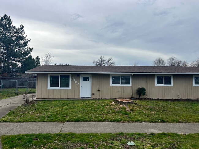 Photo - 1001 Olympic Ave