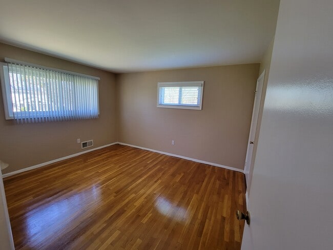 Photo - 7425 Bee Bee Dr