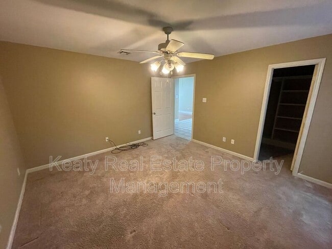 Photo - 207 Rural St