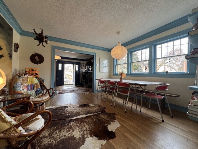 Photo - 5101 Grand Ave