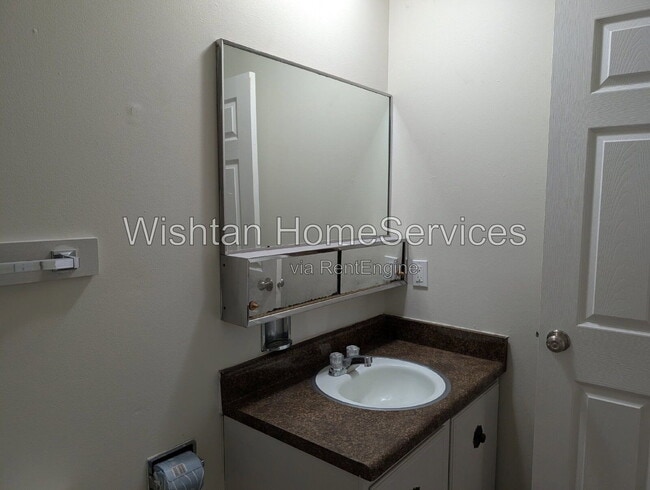 Photo - 204 Charleston Blvd Unit 5