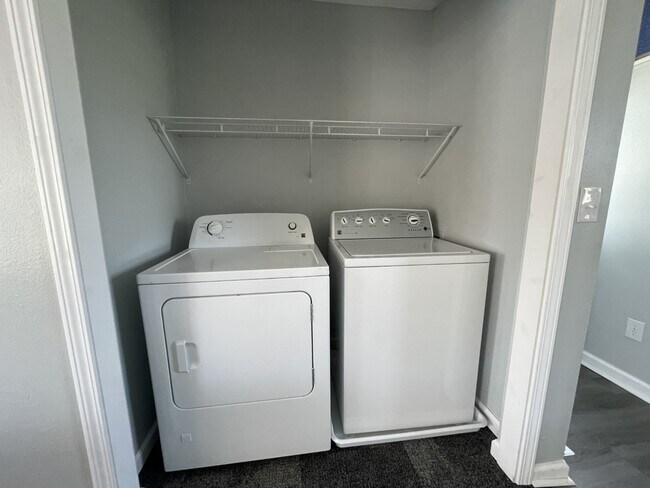 Photo - 302 Stone Creek Dr Unidad A