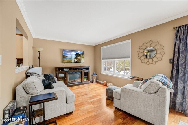 Photo - 1143 Roseberry Ct