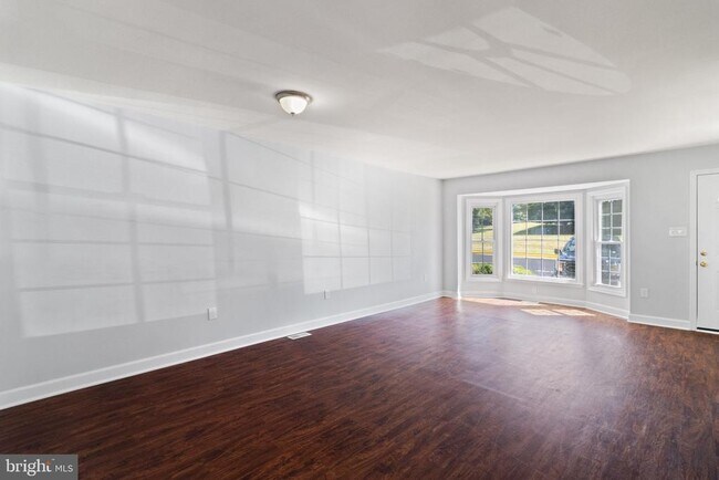 Photo - 14090 Kramer Pl