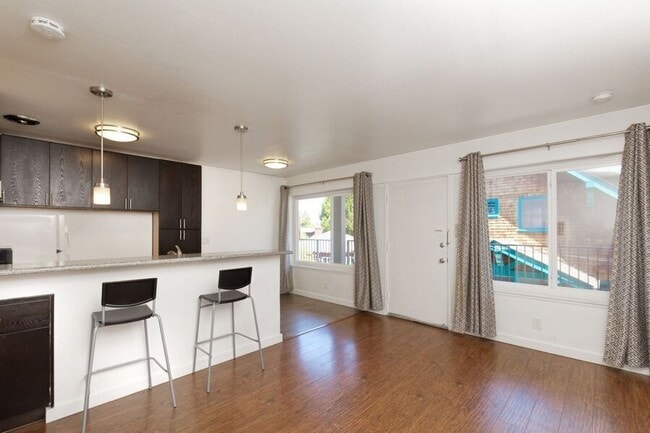 Building Photo - 2828 College Ave Unit 11