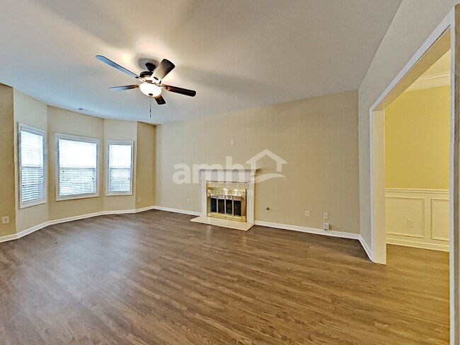 Photo - 2651 Freemont St