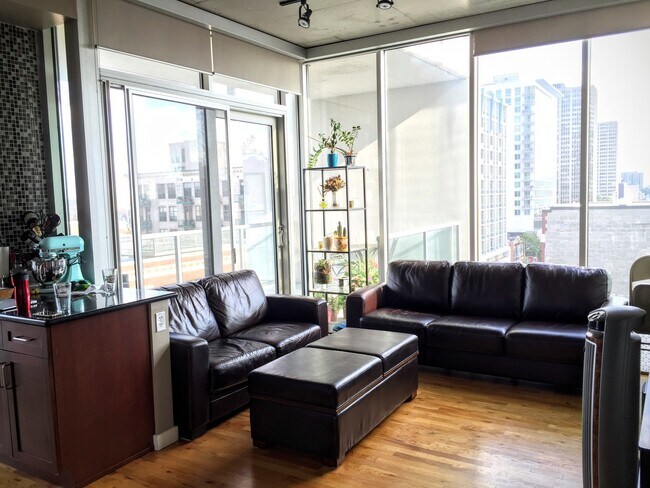 Photo - 1720 S Michigan Ave Unidad 708