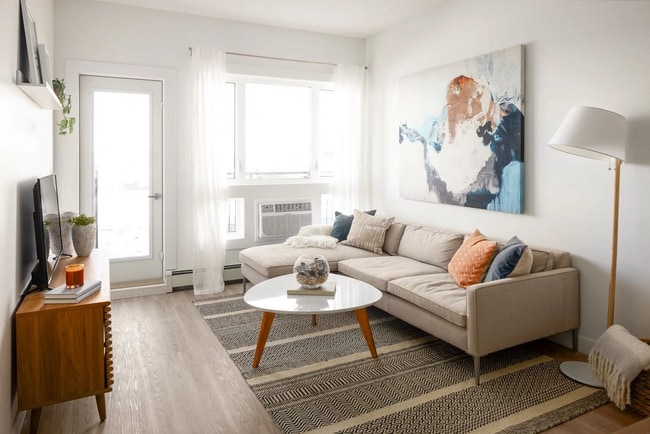 Building Photo - The Parkway