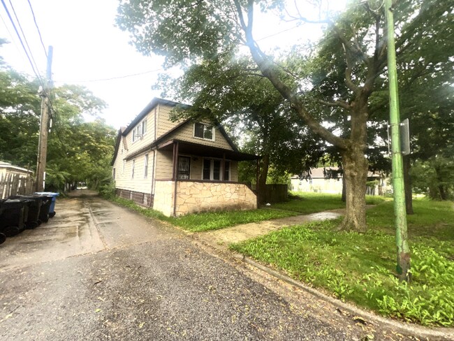 Photo - 11615 S Harvard Ave Casa