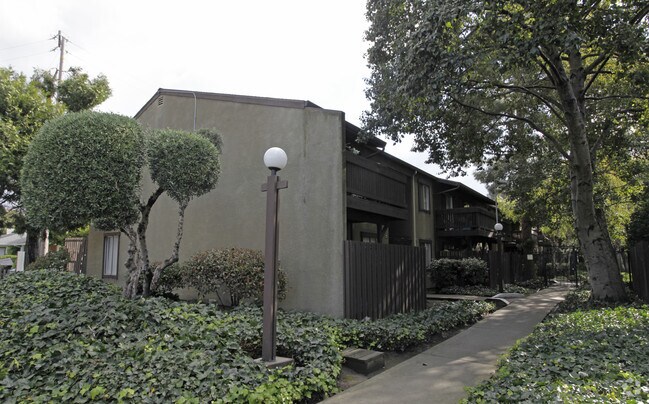 Photo - Snooty Fox Apartments