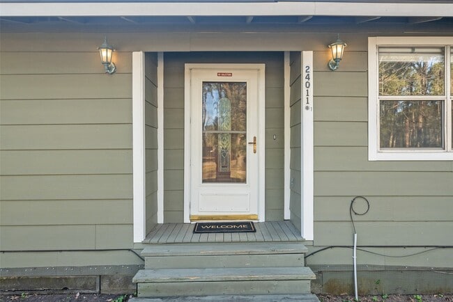 Photo - 24011 Lenze Rd