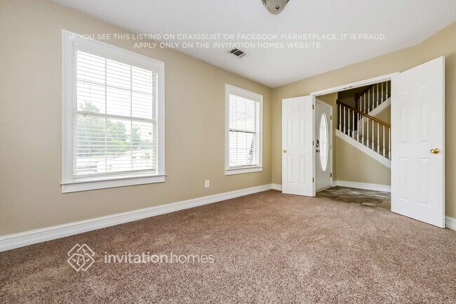 Photo - 148 Emerald Ln