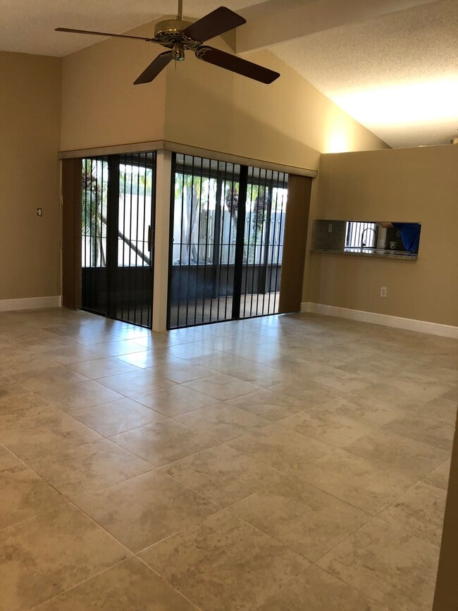 Photo - 9164 SW 132nd Ln