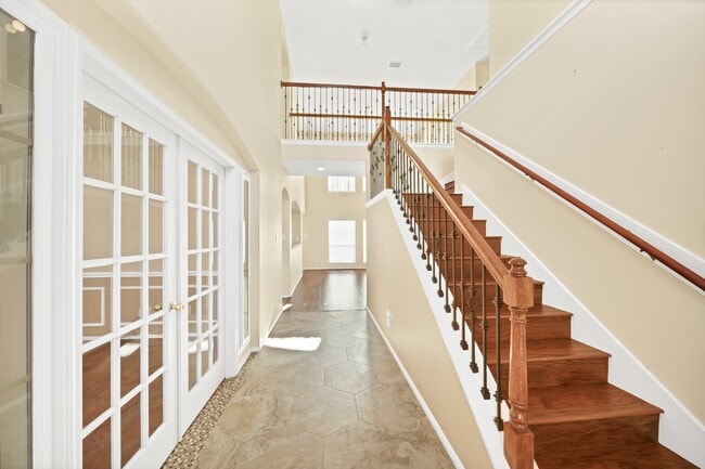 Photo - 18123 Memorial Falls Dr