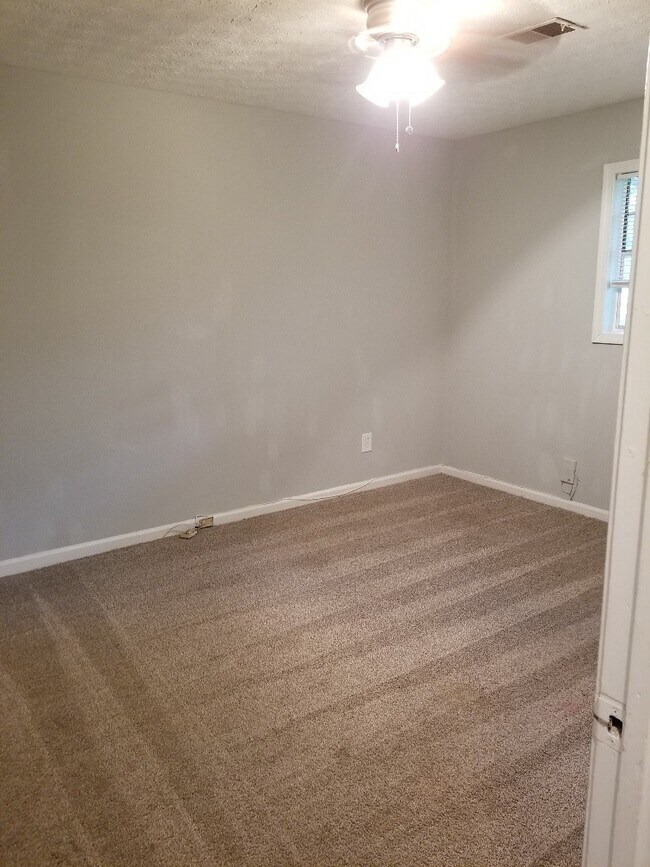 5846 Lone Oak Apartment Mableton, GA