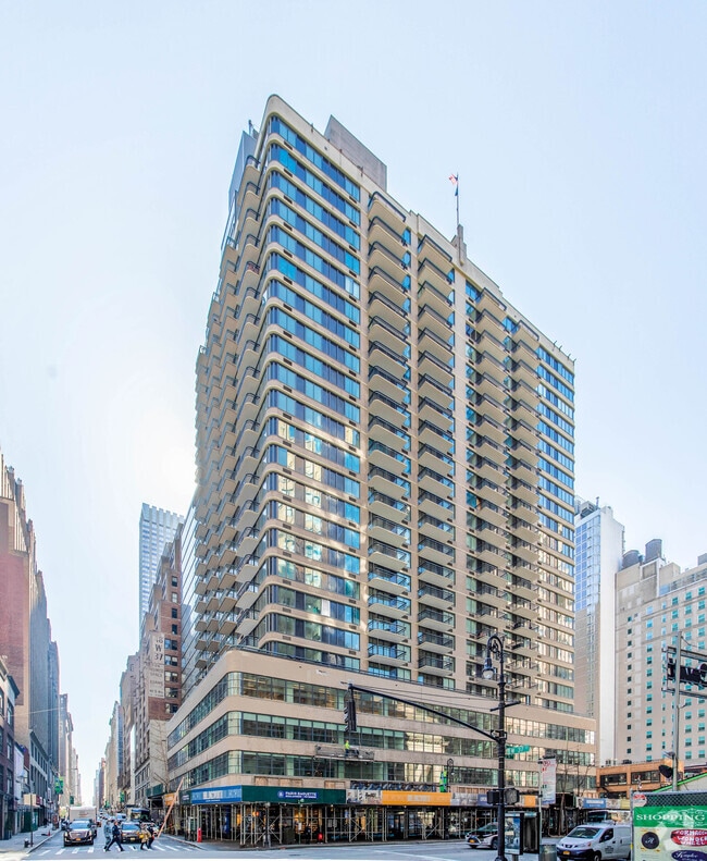 Photo - Hollingsworth