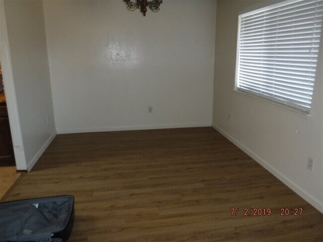 Photo - 1500 Geary Cir