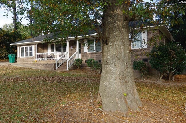 Photo - 2475 Drexel Dr