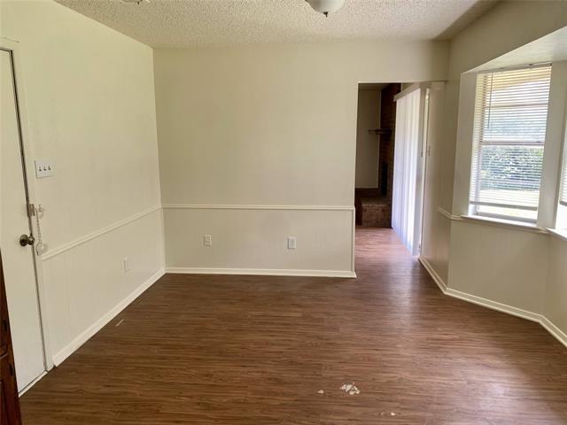 Photo - 7513 Meadowbrook Dr