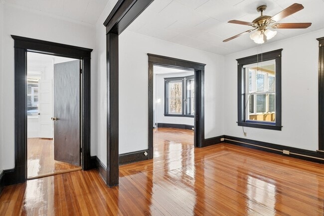 Photo - 44 Bardwell St Unit 2R