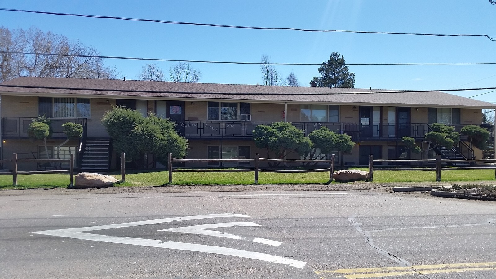 Photo - Cedar Arms