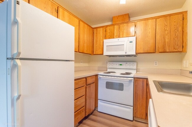 Building Photo - 12709 SE Lydia Ct Unit 12711