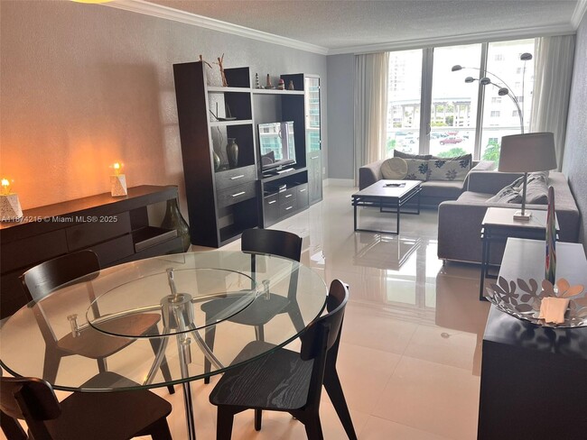 Building Photo - 19380 Collins Ave Unit 601