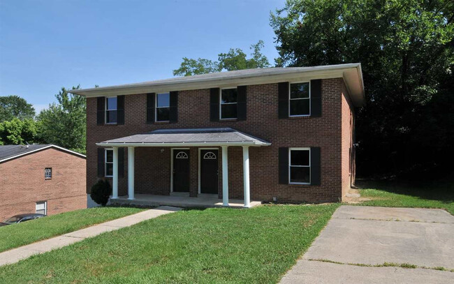 Building Photo - 32 Kyles Ln Rental