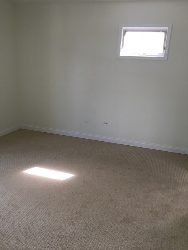 Master bedroom (upgraded to hard floor already) - 6123 S Kimbark Ave Unit 2S