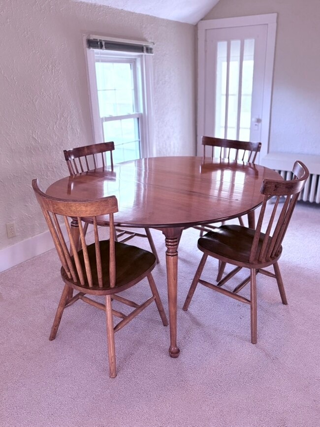 Spacious Dining Room - 1318 State St Unit 1318 State St Upper