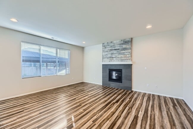 Photo - Amazing 3bed/2.5bath Home in Granite Falls!!