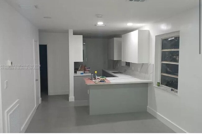 Photo - 110 NW 120th Ter