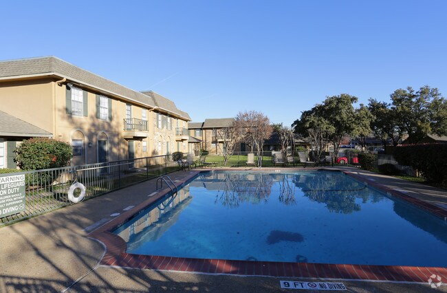 Photo - Hunter Chase