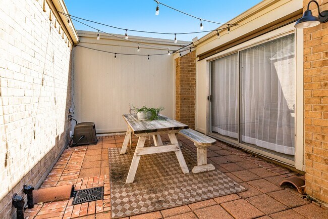 Photo - 1814 Veranda Dr