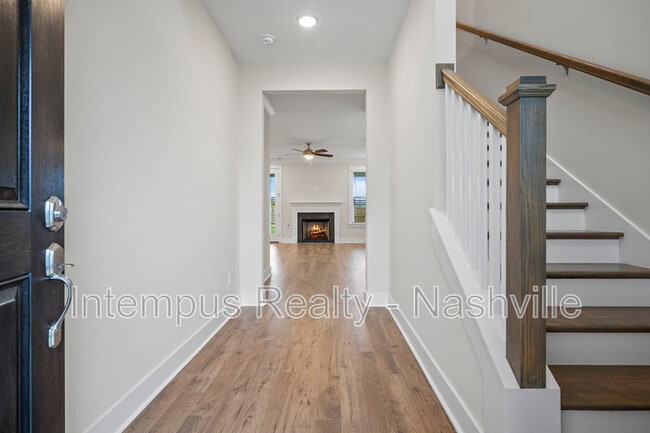 Photo - 704 Conifer Dr