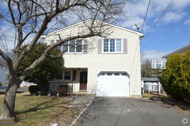 Building Photo - 804 Bound Brook Ave Rental