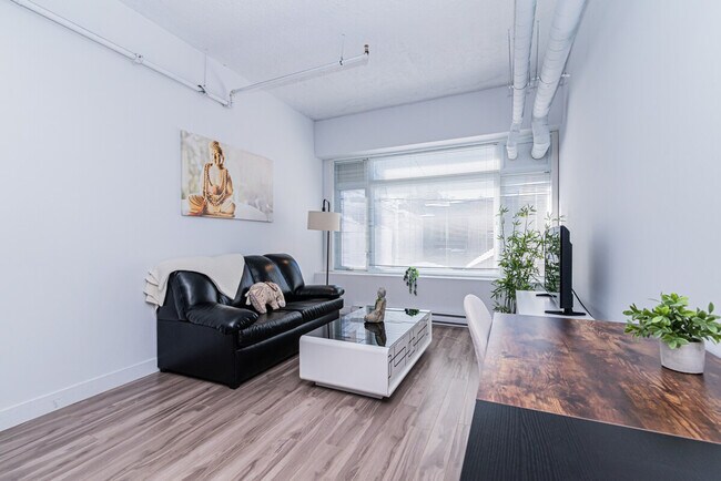 Photo - 6547 Rue de Saint-Vallier Unit ID1261760P