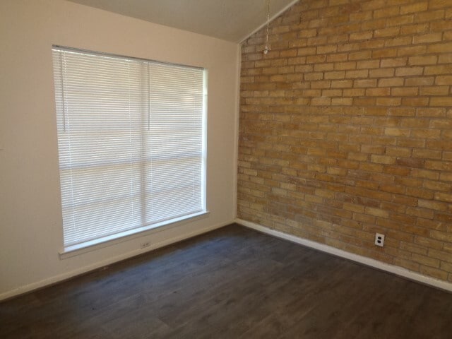 Building Photo - 701 Foster Dr Unit 6 Rental