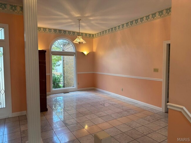 4 Grayson Ridge Dr