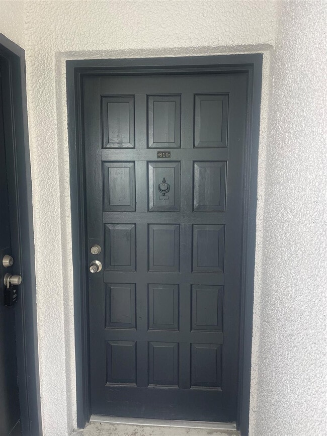 Building Photo - 3301 Spanish Moss Terrace Unit 610