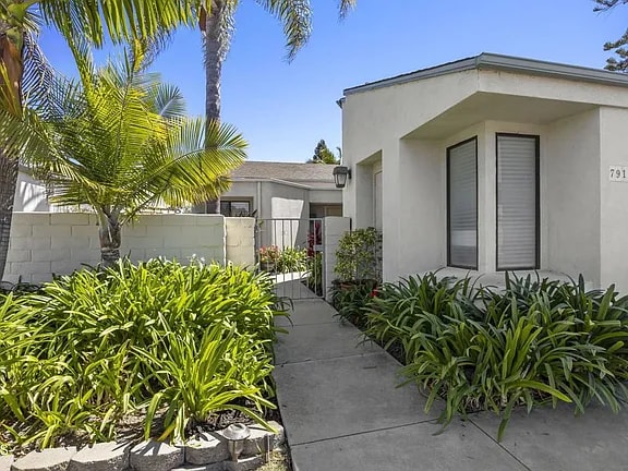 Photo - 7912 Emerald St