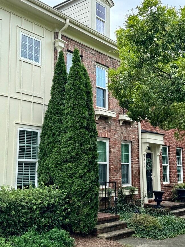 Photo - 9828 Longstone Ln