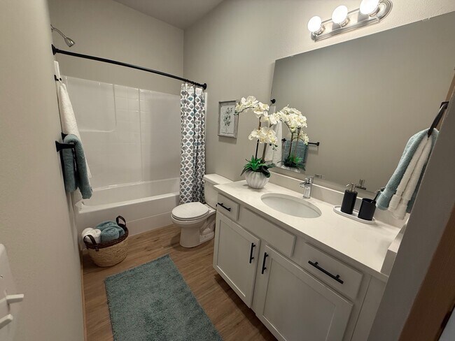Whitney Lane Apartments
