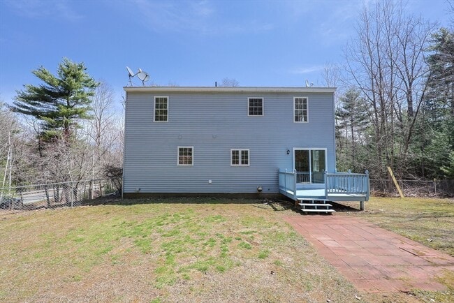 Photo - 127 Brook Rd